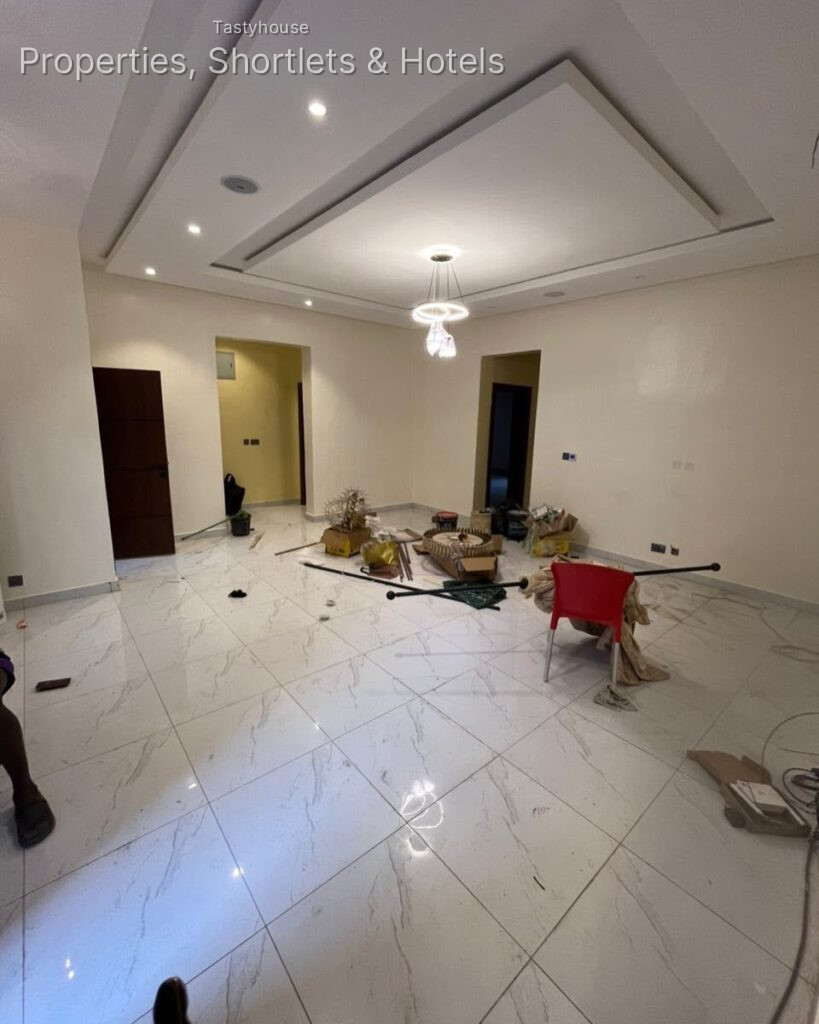 NEWLY BUILT 3 BEDROOM APARTMENT