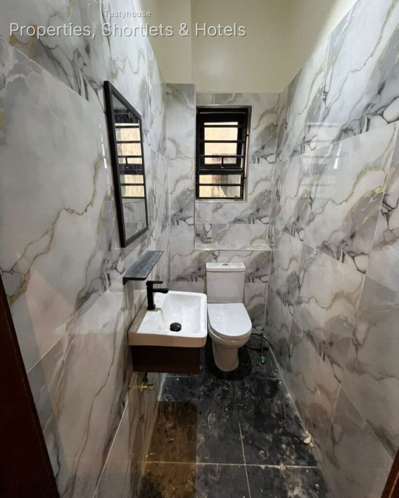 NEWLY BUILT 3 BEDROOM APARTMENT
