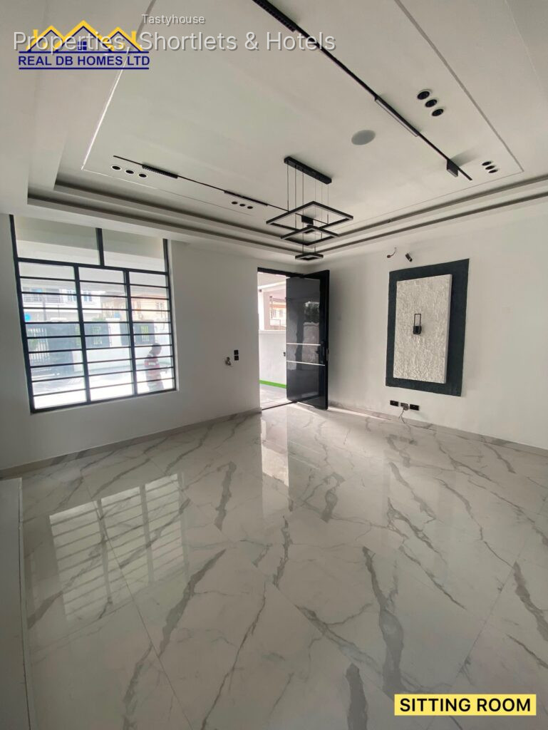 6 BEDROOM CONTEMPORARYDESIGN DUPLEX WITH 1 ROOM BỌ