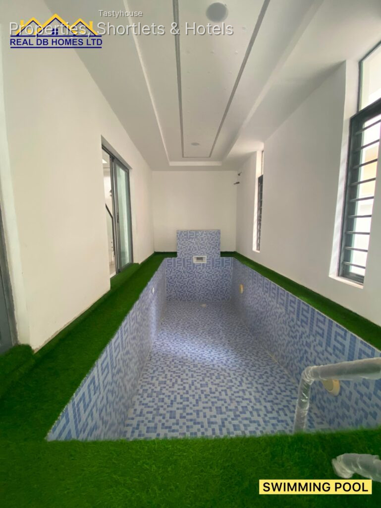 6 BEDROOM CONTEMPORARYDESIGN DUPLEX WITH 1 ROOM BỌ
