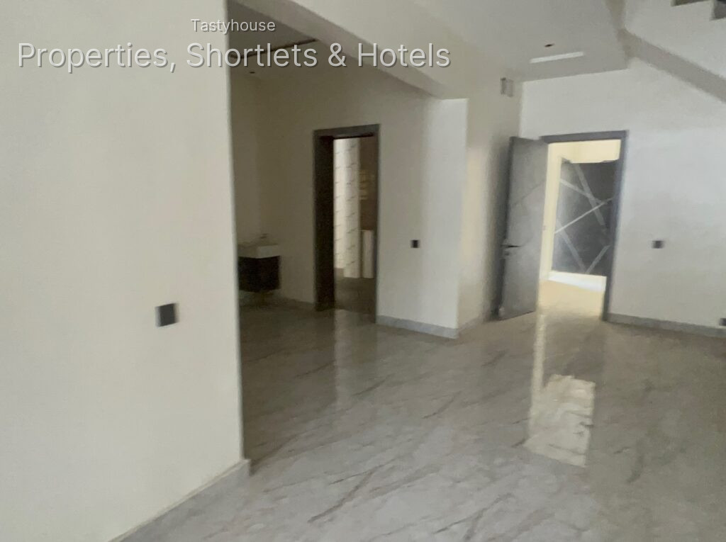 4-Bedroom Fully Detached Duplex with BQ