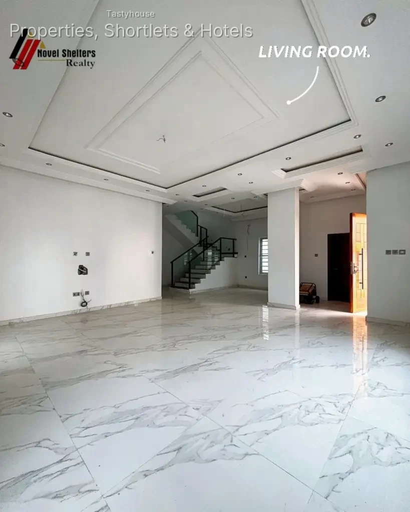 4 – Bedroom Detached House with BO