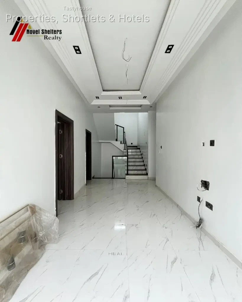 4 – Bedroom Detached House with BO