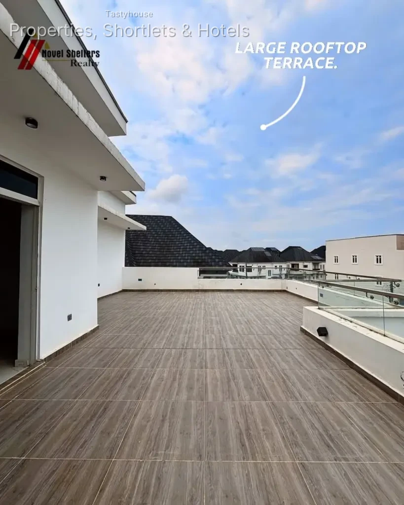 4 – Bedroom Detached House with BO