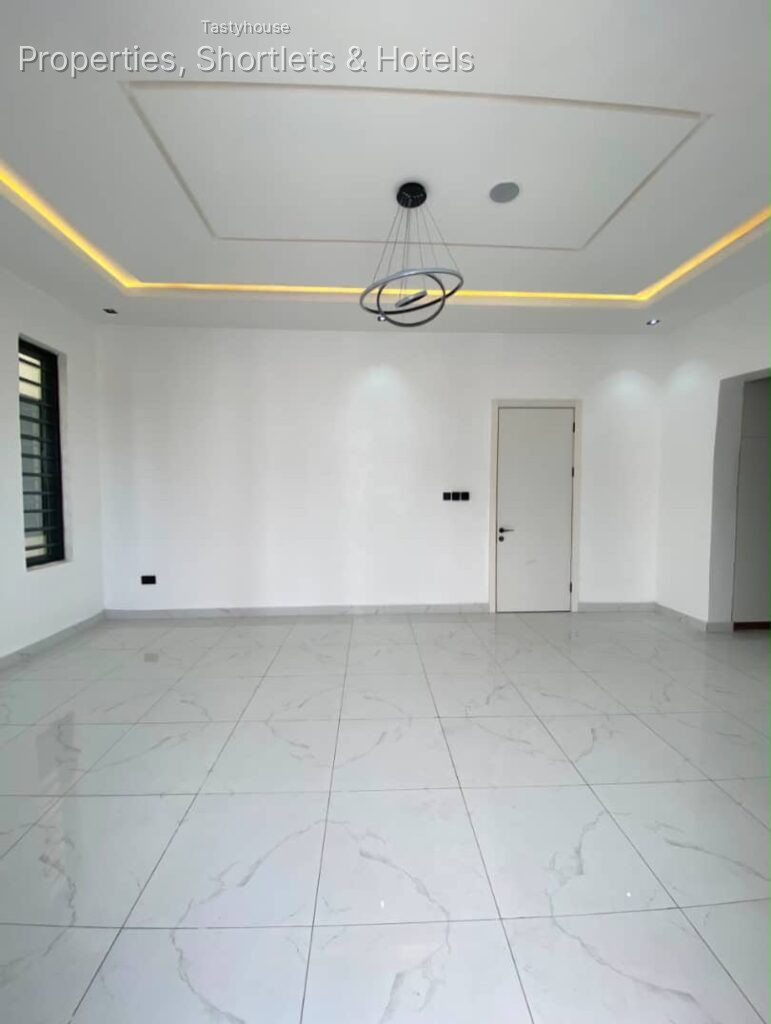 FINISHED 4 BEDROOM FULLY DETACHED DUPLEX WITH BQ