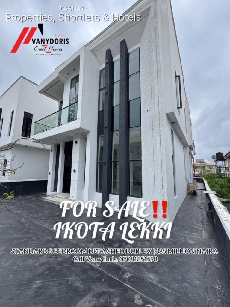 Standard 5 bedroom detached duplex