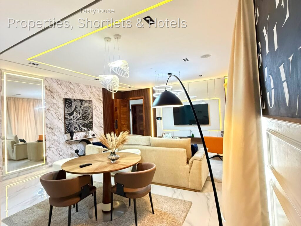 Fully Furnished 2-Bedroom Apartment