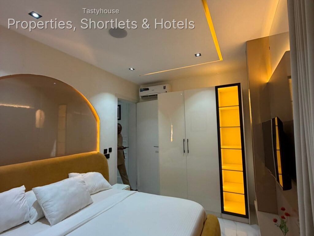 Fully Furnished 2-Bedroom Apartment