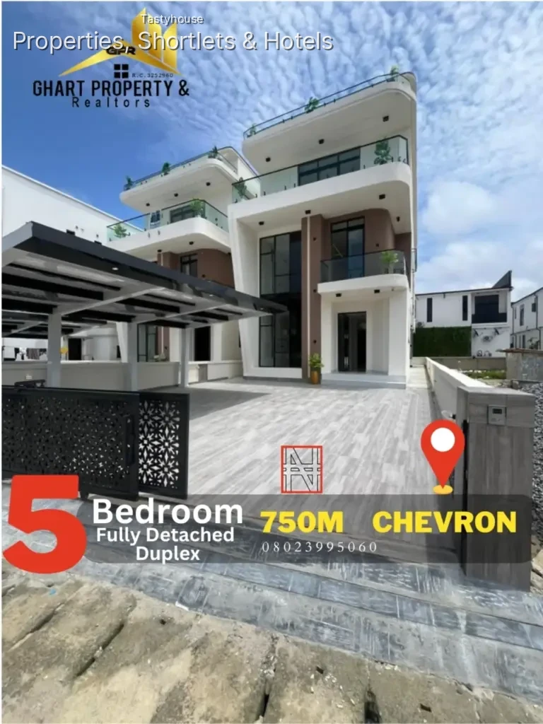 5 Bedrooms Fully Detached Duplex