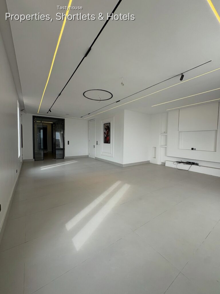 5-BEDROOMSEMI-DETACHED DUPLEX + BỌ