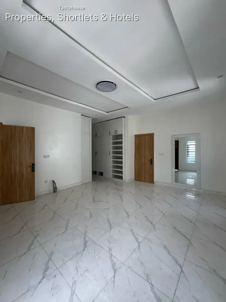 4 – Bedroom Semi-Detached Duplex