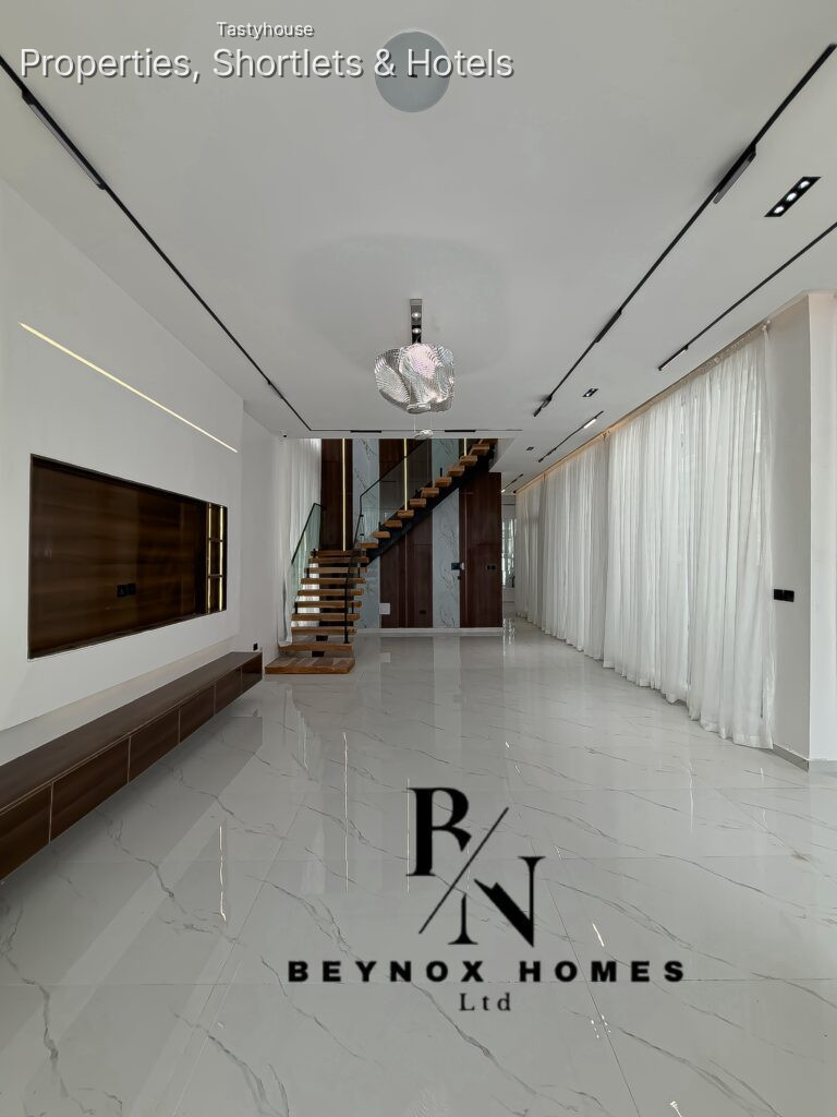 5 BED DUPLEX + BQ