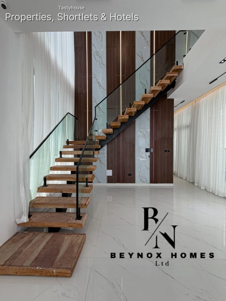 5 BED DUPLEX + BQ