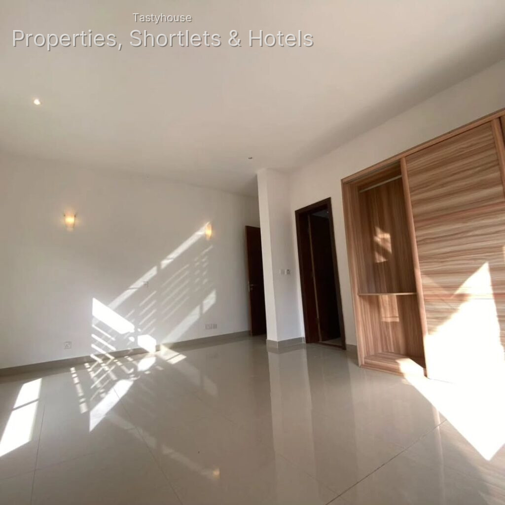 3 – Bedroom Ensuite apartment