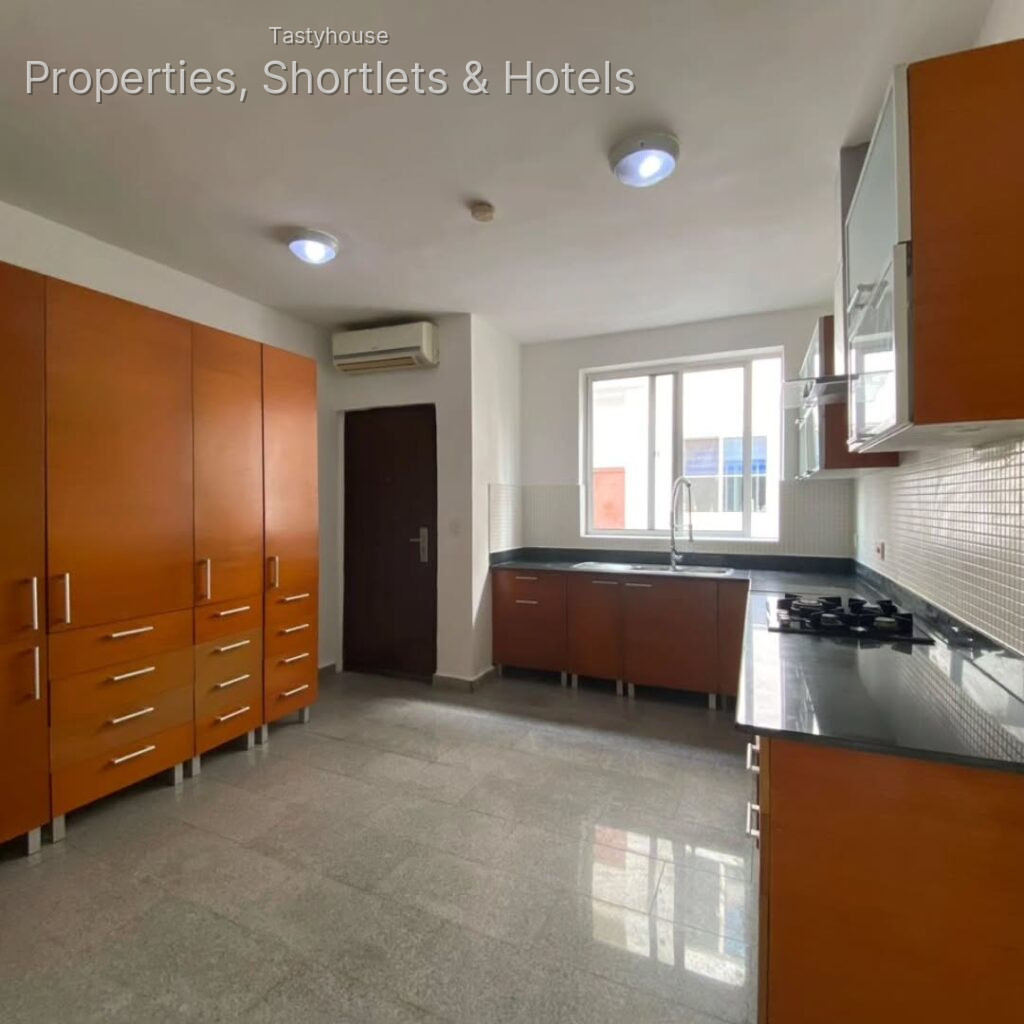 3 – Bedroom Ensuite apartment