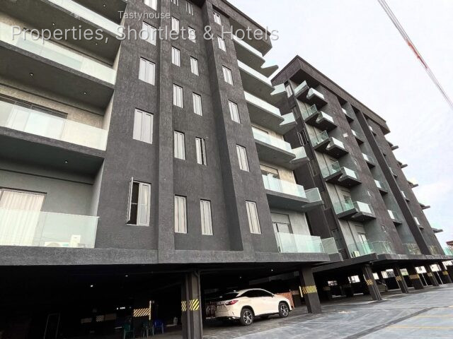 Luxury 2 &3 Bedroom Apartments