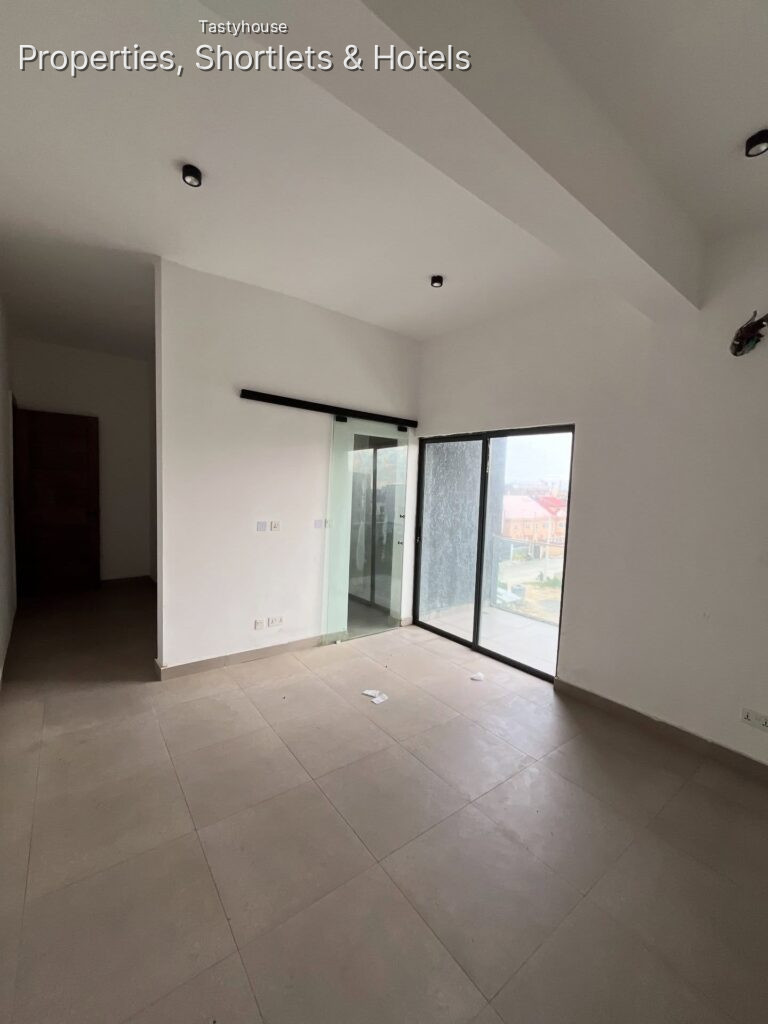 Luxury 2 &3 Bedroom Apartments