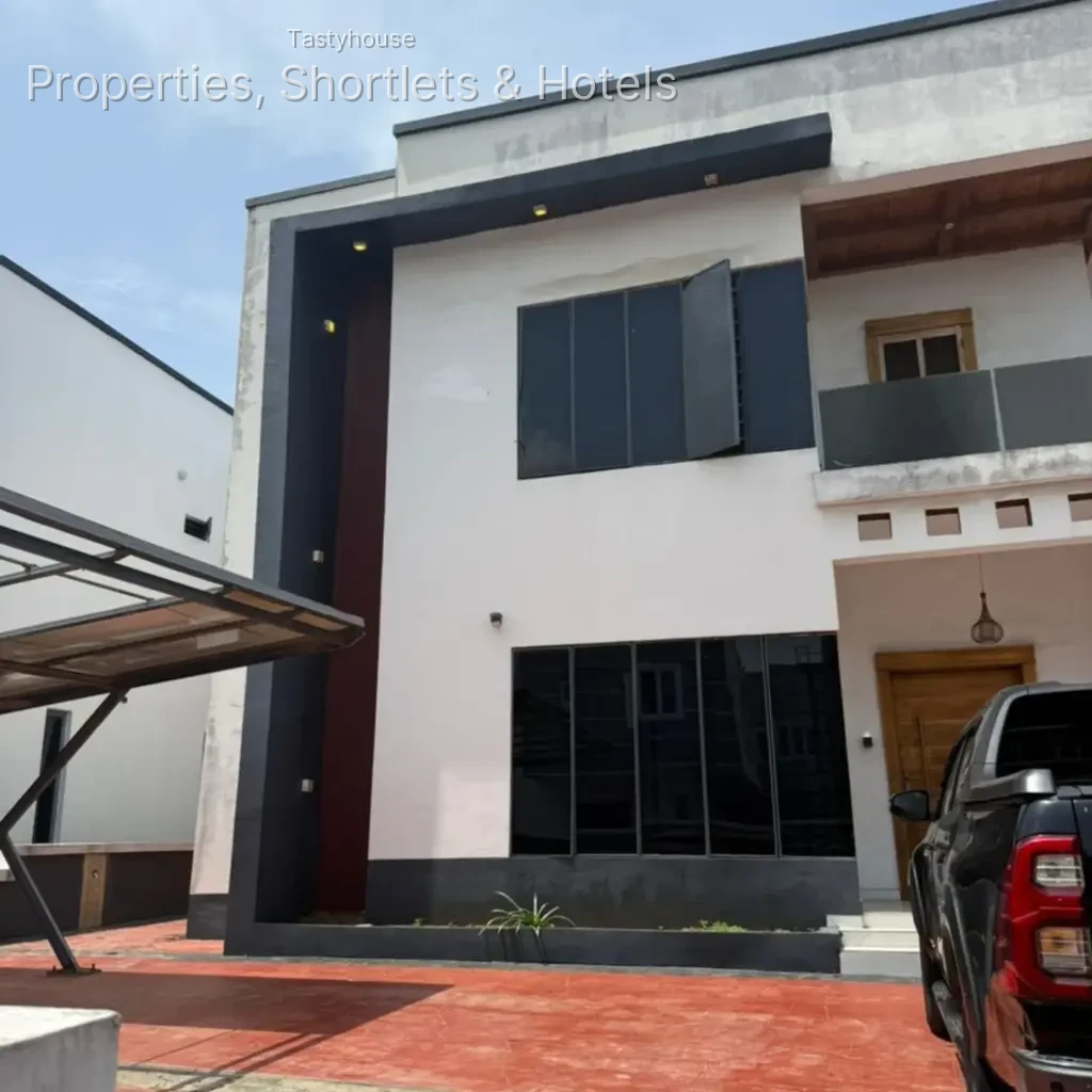 4 – bedroom fully detached duplex