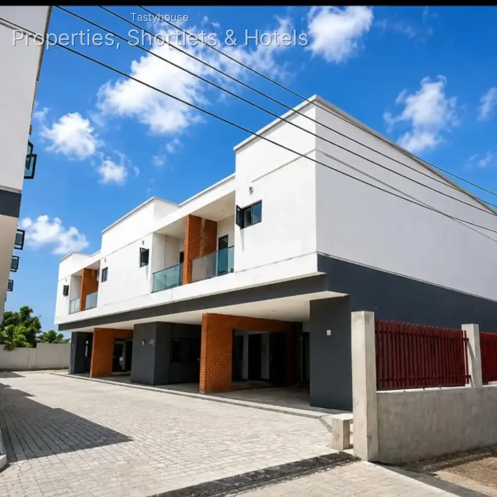 3 bedrooms terrace duplex
