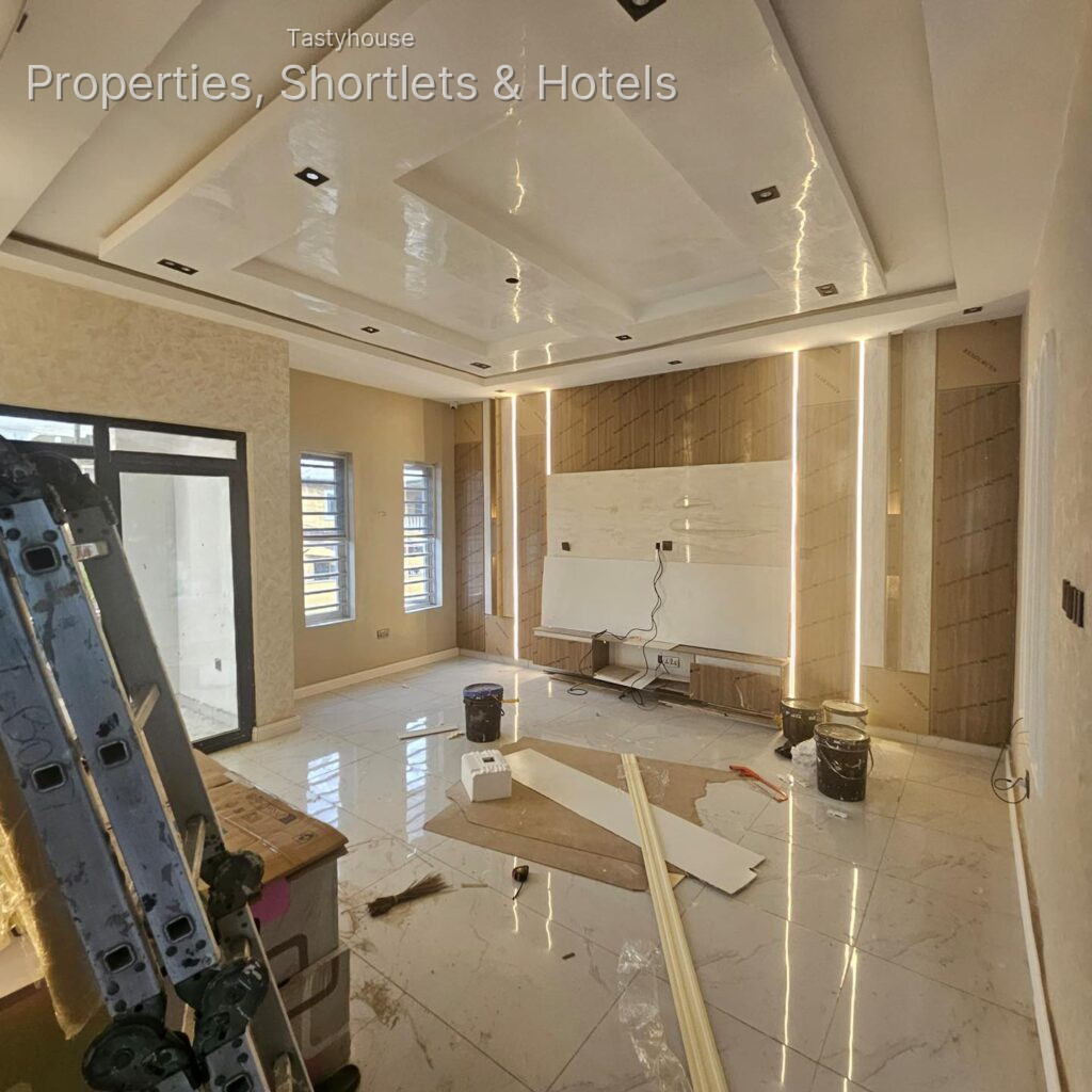 4-Bedroom Semi-Detached Luxury