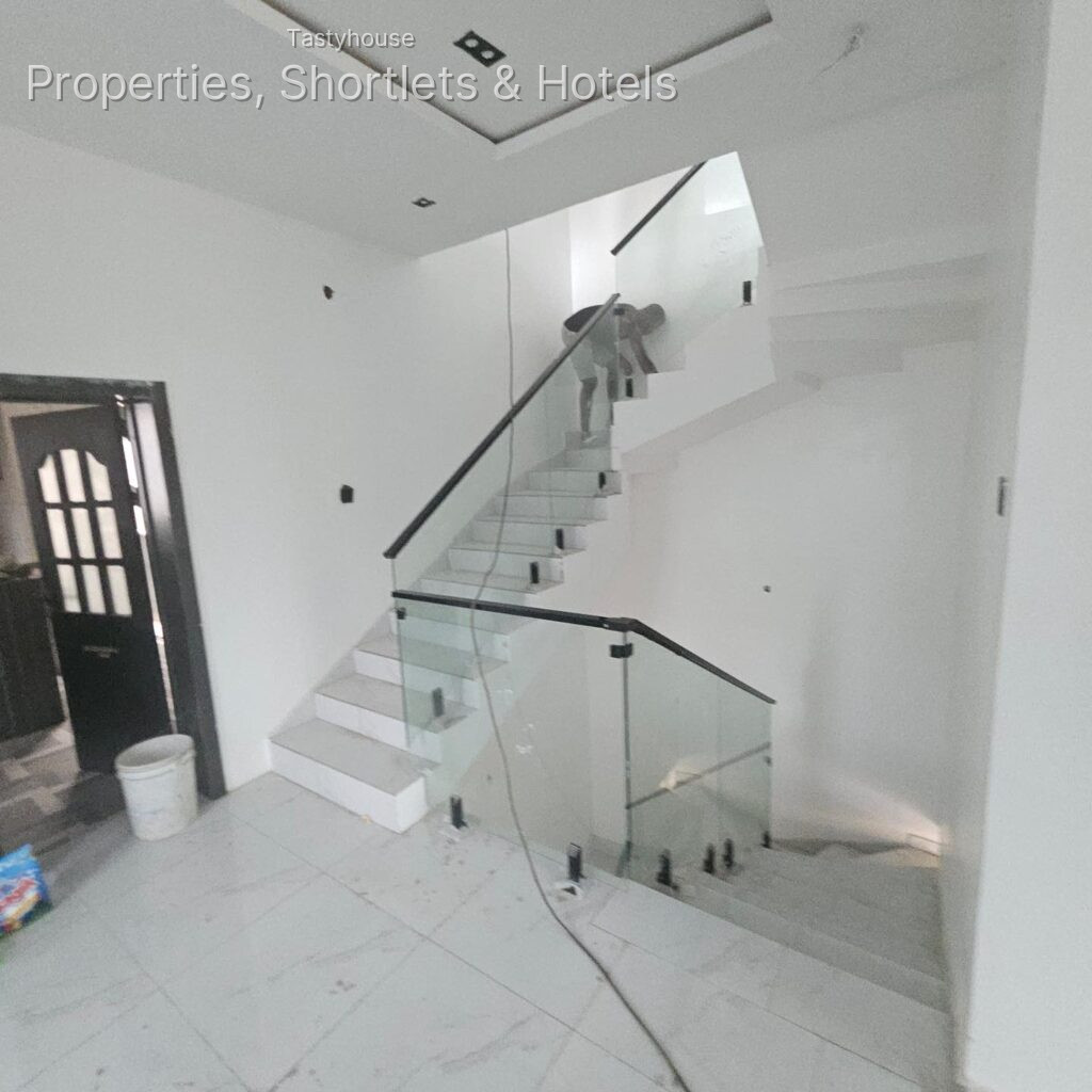 4-Bedroom Semi-Detached Luxury