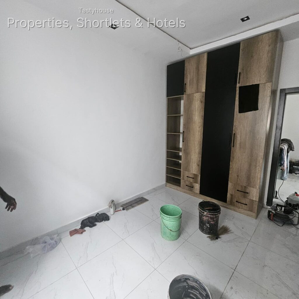 4-Bedroom Semi-Detached Luxury