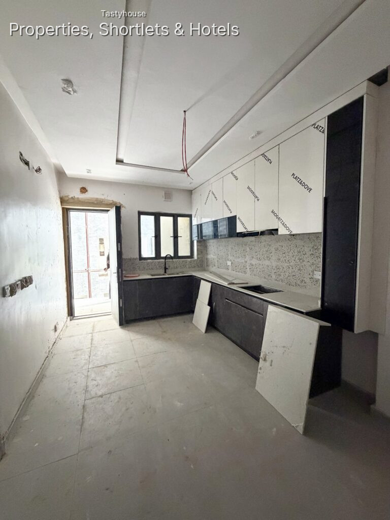 3 Bedroom Apartment with bq
