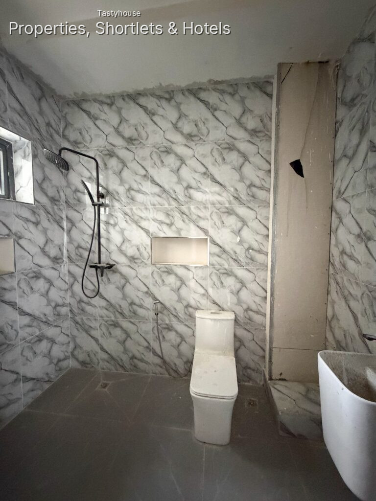 3 Bedroom Apartment with bq