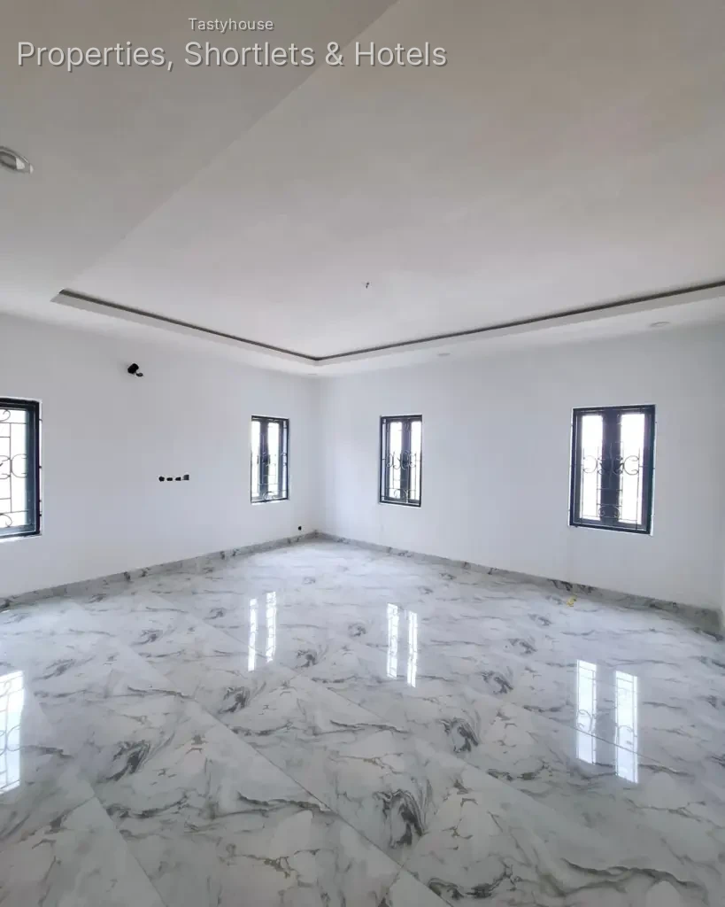 4 BEDROOM TERRACE