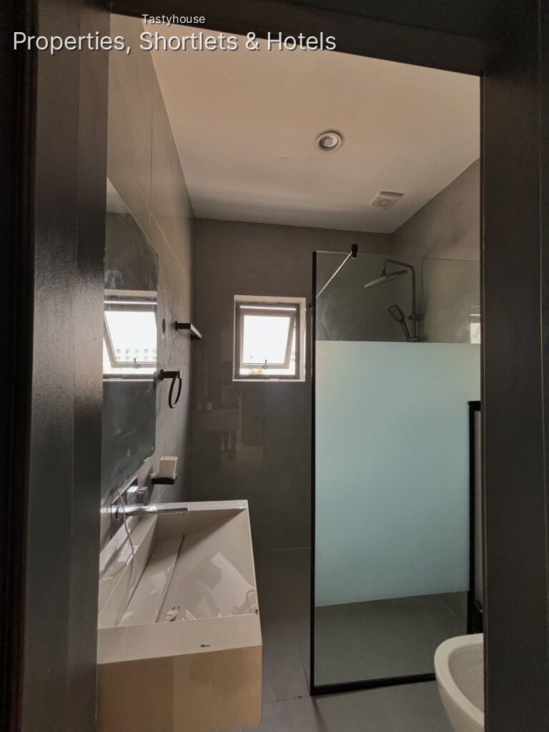 3-Bedroom apartment with BQ
