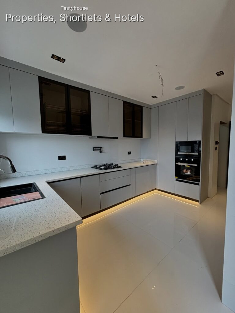 3-Bedroom apartment with BQ