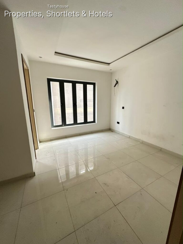 Luxury 3 Bedroom Apartment with BQ, Swimming Pool and Gym