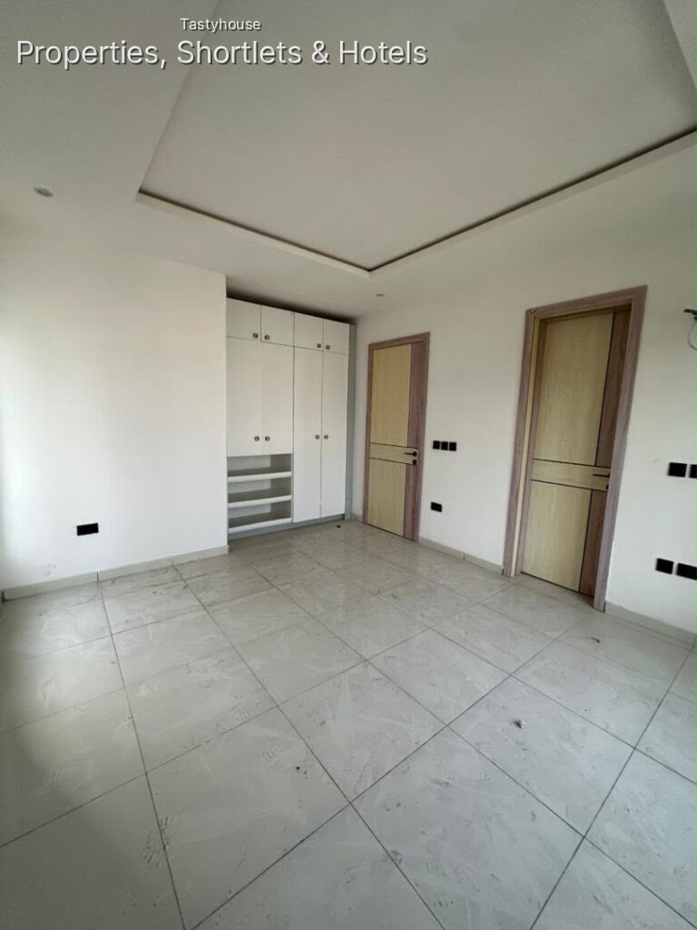 Luxury 3 Bedroom Apartment with BQ, Swimming Pool and Gym