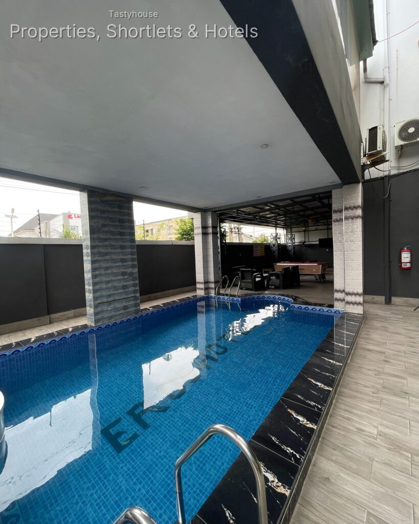 Eros.Hotel