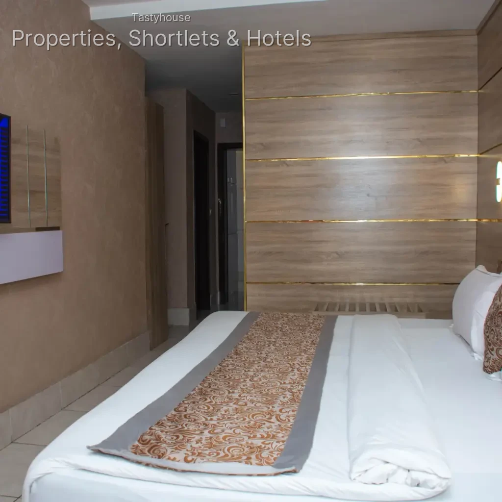 Dephantom Hotel