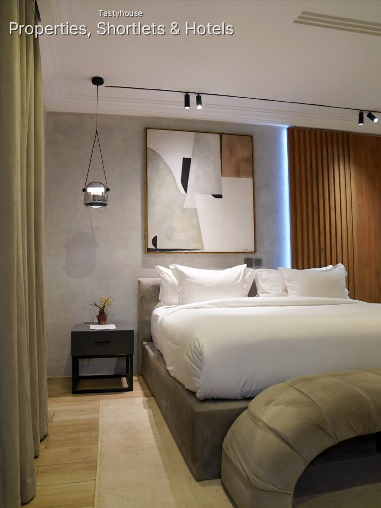 Hirolagos Hotel