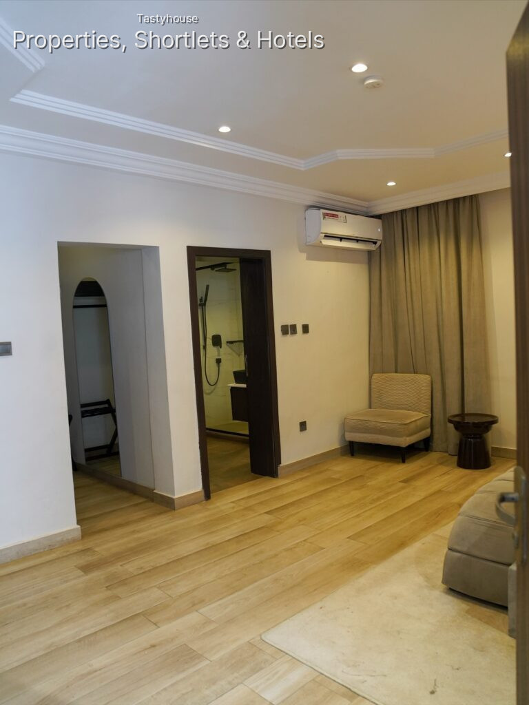 Hirolagos Hotel