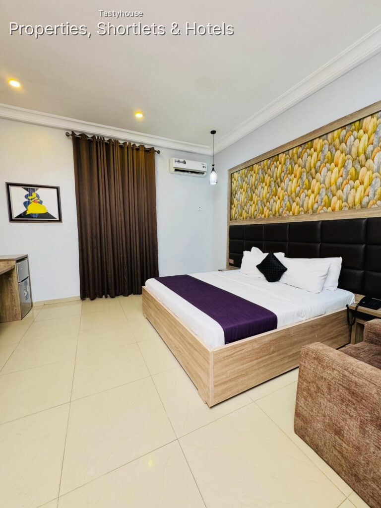 Mayors & Diplomat Suites