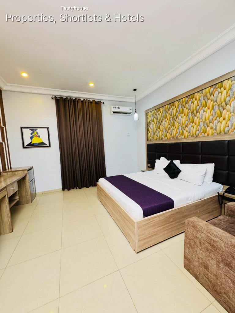Mayors & Diplomat Suites