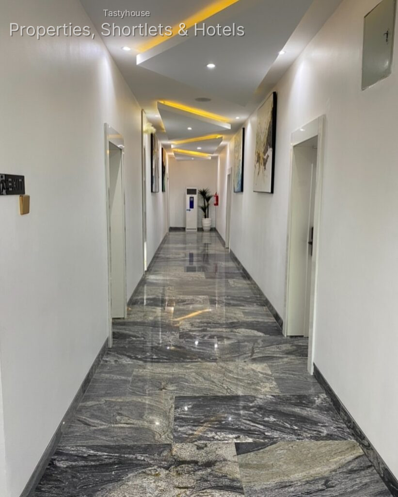 Belron Hotel