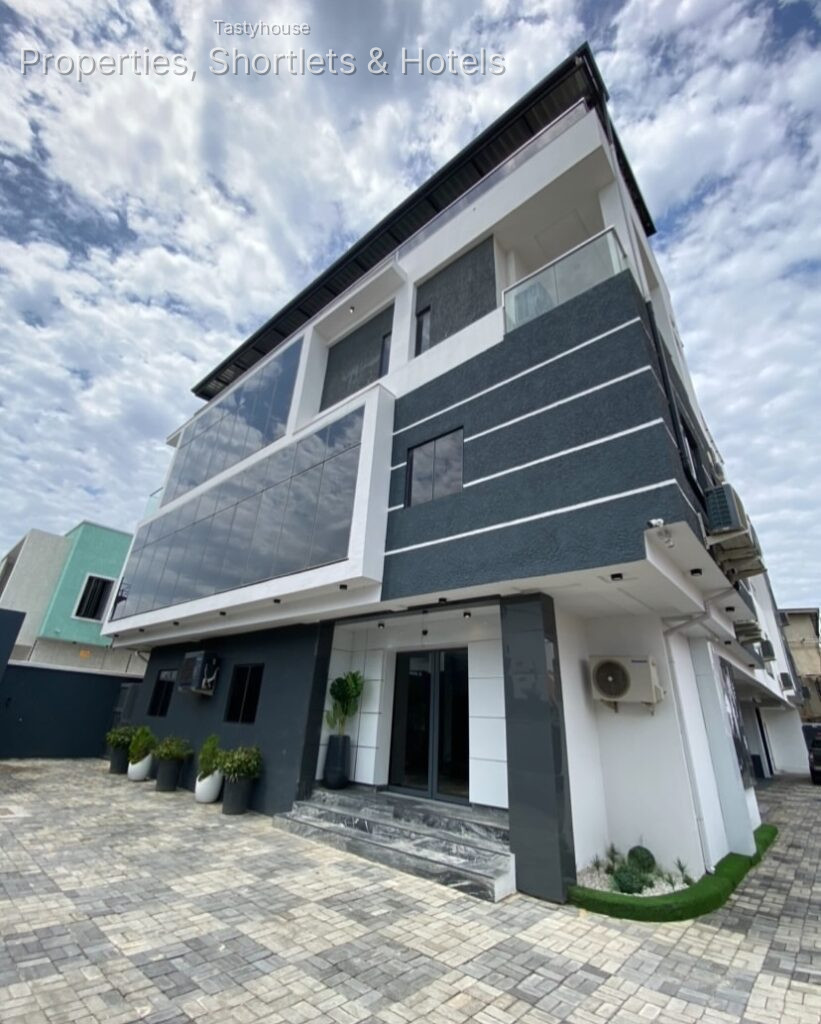 Belron Hotel