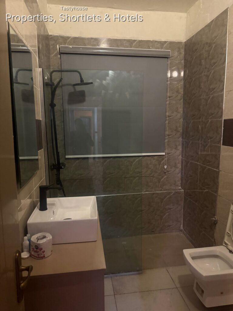 Posh Hotels and Suites