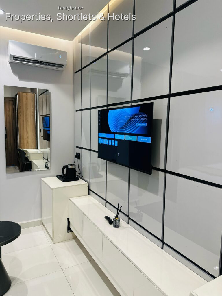 Ellipse Hotels