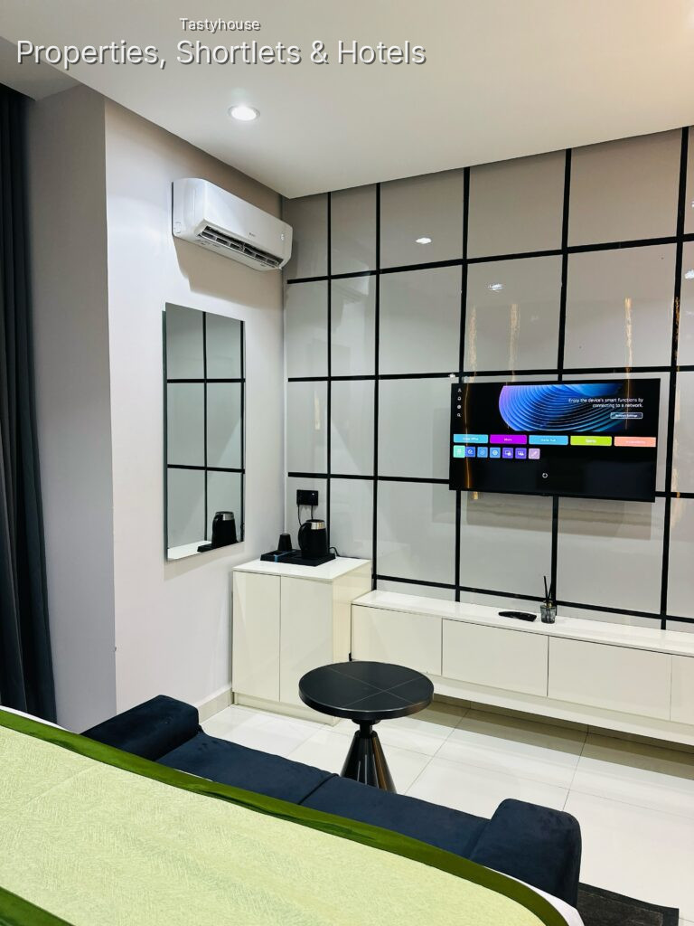Ellipse Hotels
