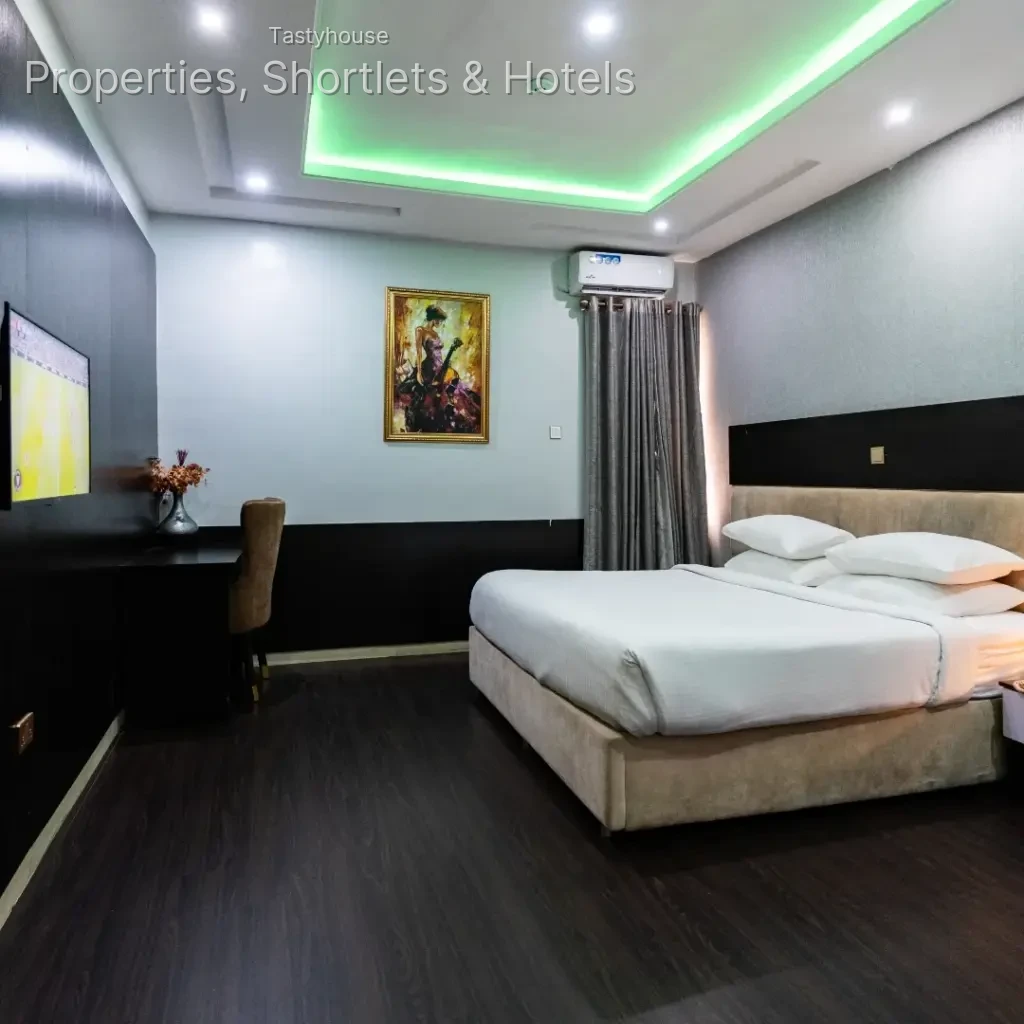 Londonian Hotel and Suites