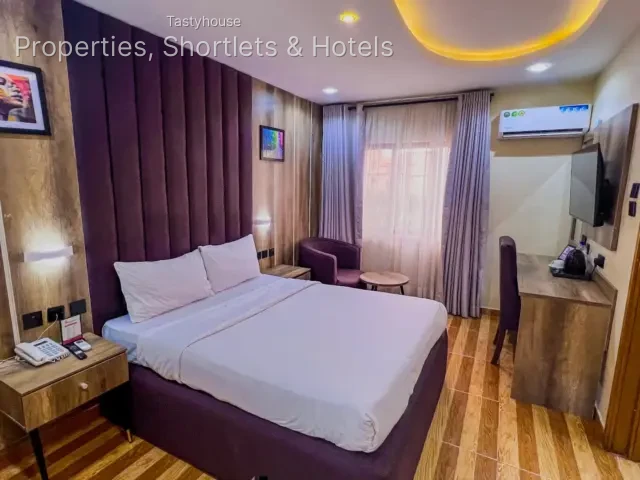 Elomaz Hotels