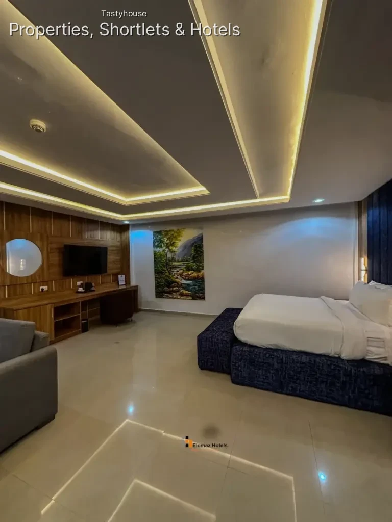 Elomaz Hotels