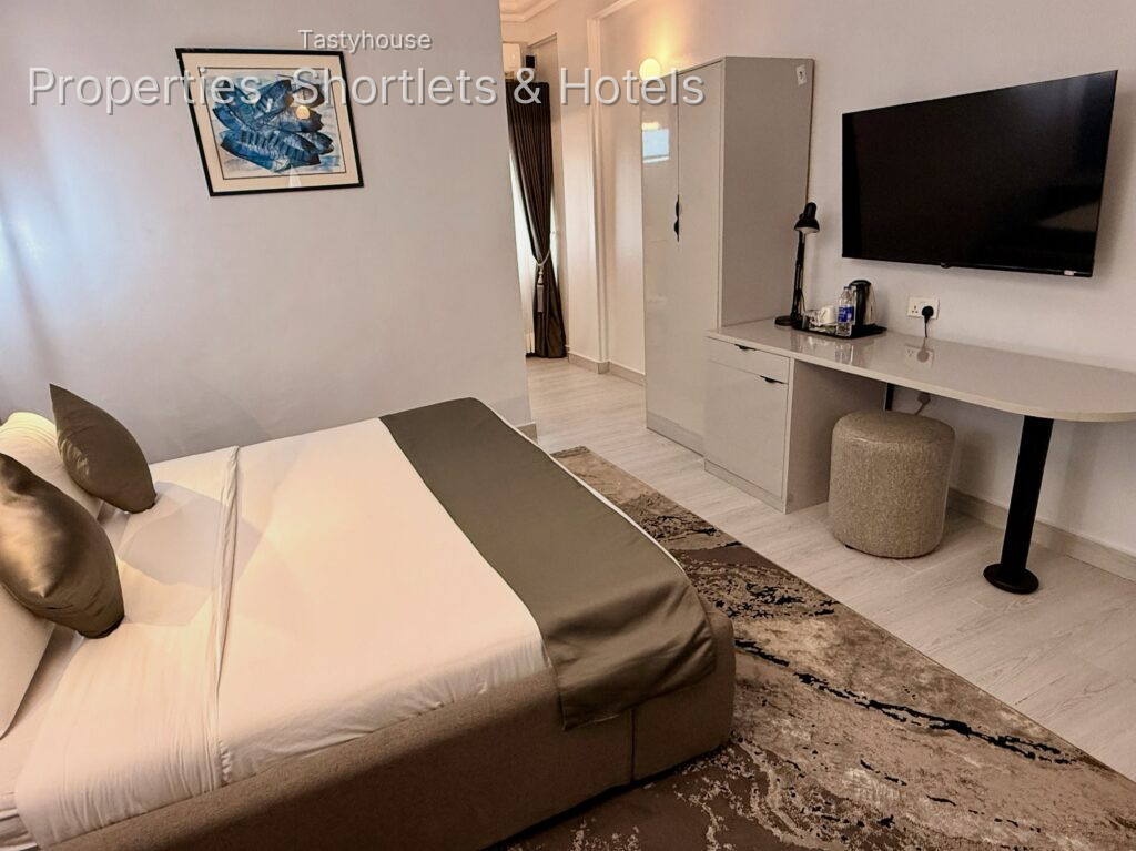 BWC Hotel VI