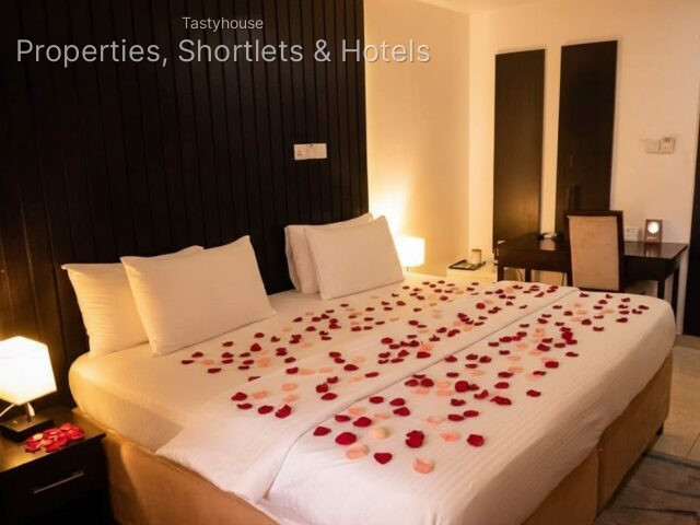 Royal Crest Hotel Suites
