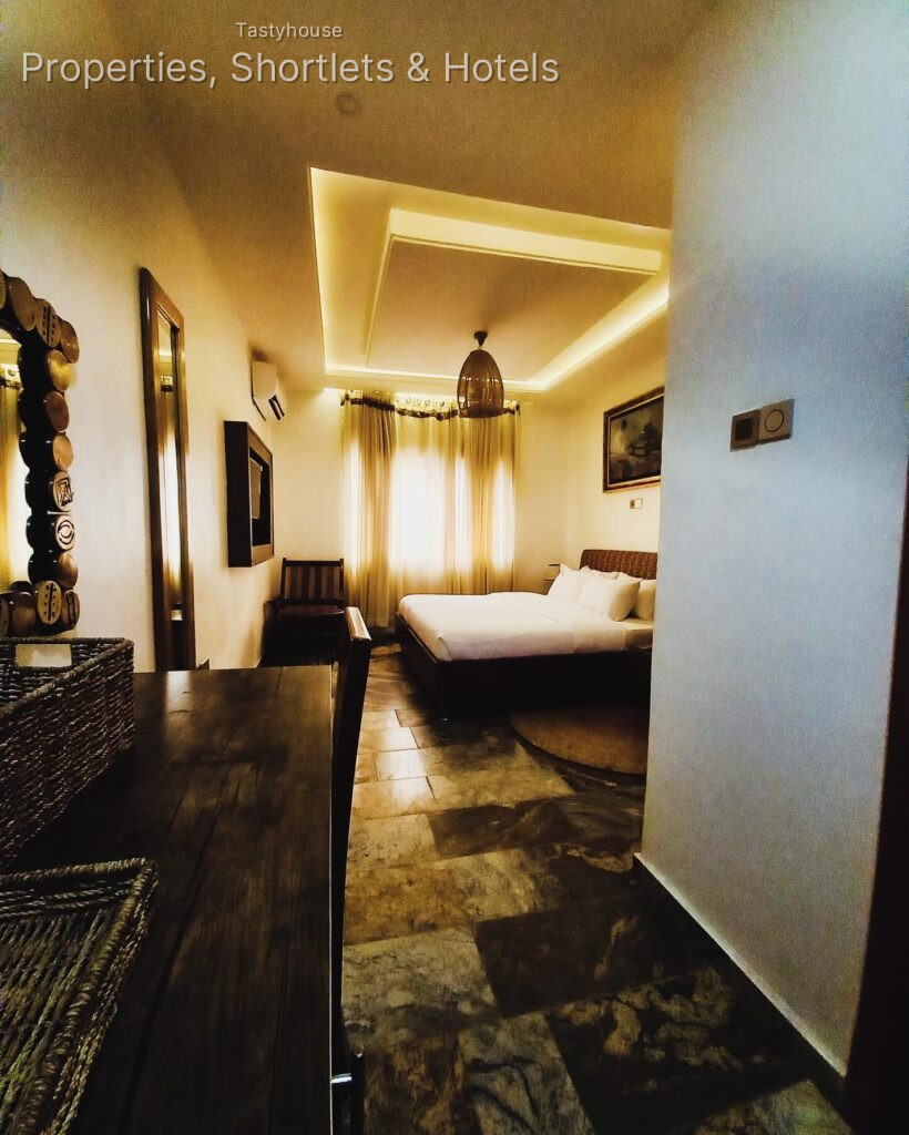 3js Hotels